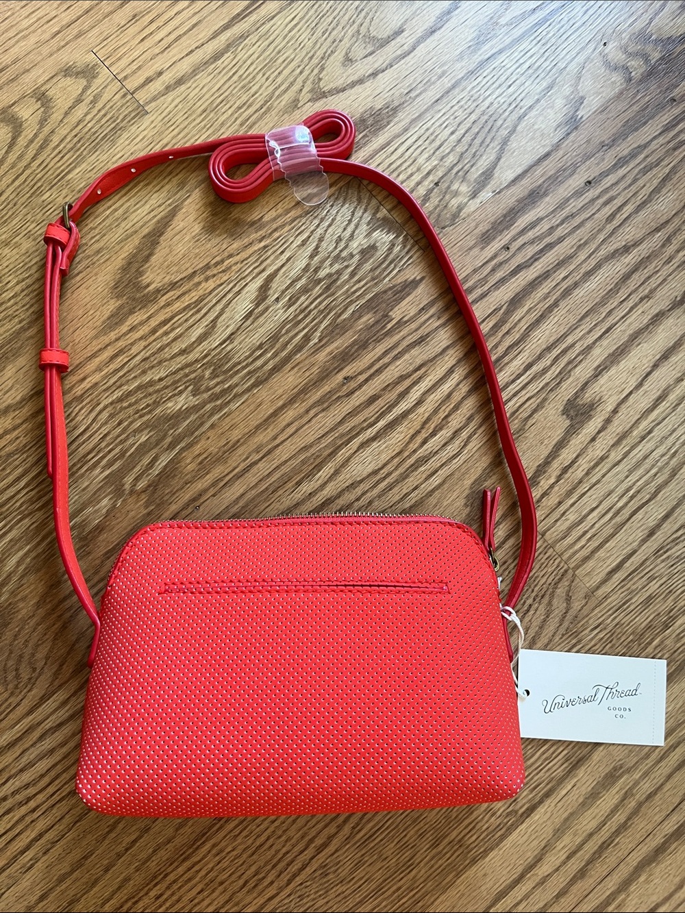 Universal Thread Orange-Red Textured Crossbody Bag